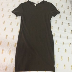 Army green tee-shirt dress💚